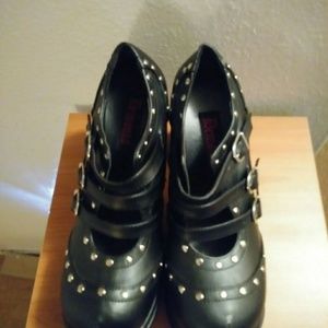 Demonia heels